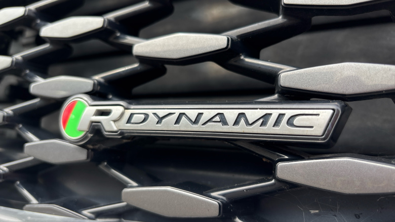 Jaguar E-Pace 2.0 D200 R-Dynamic SE 5dr Auto Diesel Estate